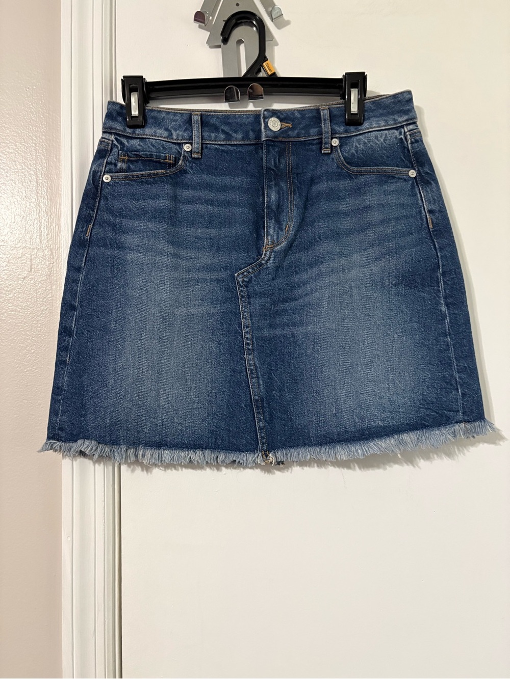 loft Blue Denim Mini Skirt with Frayed Hem Size 4 petite new